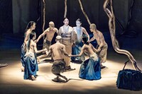 大駱駝艦「やちゃぼう うたうなぐ」より。