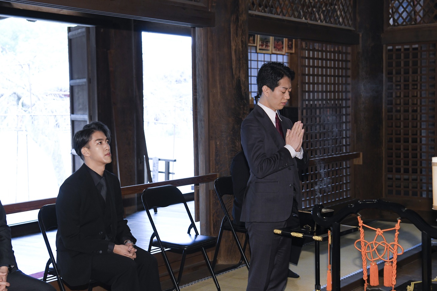 左から尾上右近、中村壱太郎。