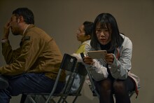 抗原劇場「『雨降らす巫女の定置網漁』リクリエーション」より。