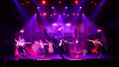 舞台は雪深い山荘での恋愛リアリティショー…梅棒「花婿は迷探偵」開幕