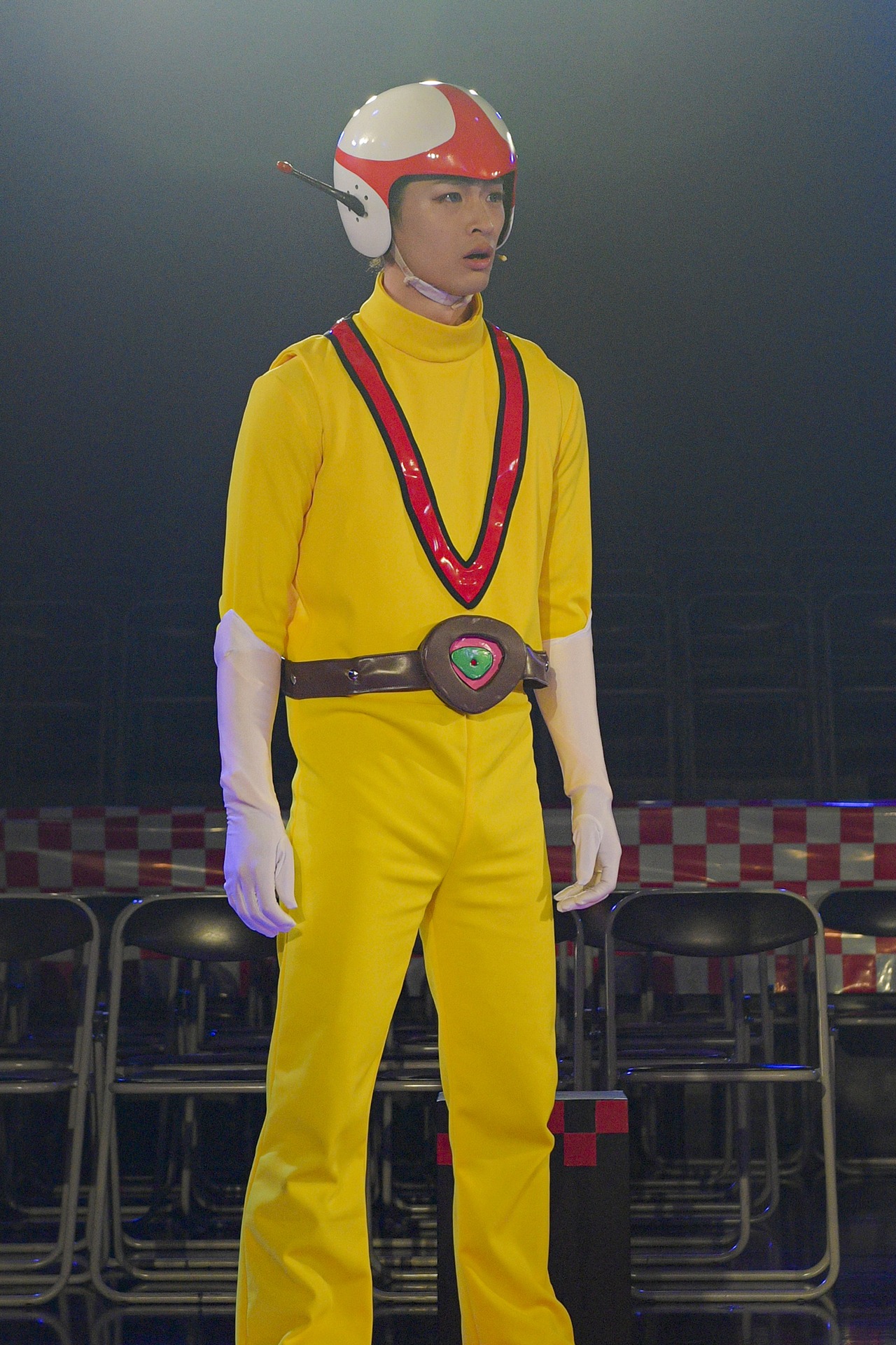 「LIVE-MUSICAL-STAGE『チャージマン研！』2023」より。（撮影：鏡田伸幸）