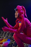 「LIVE-MUSICAL-STAGE『チャージマン研！』2023」より。（撮影：鏡田伸幸）