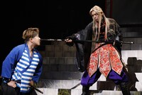 シンる・ひま オリジナ・る ミュージカ・る「ながされ・る君へ～足利尊氏太変記～」より。