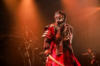 劇団壱劇屋 15th year FINAL「Ｗ／Ｅ」 壱劇屋東京支部「幾魂の鎧武者」より。（撮影：河西沙織）