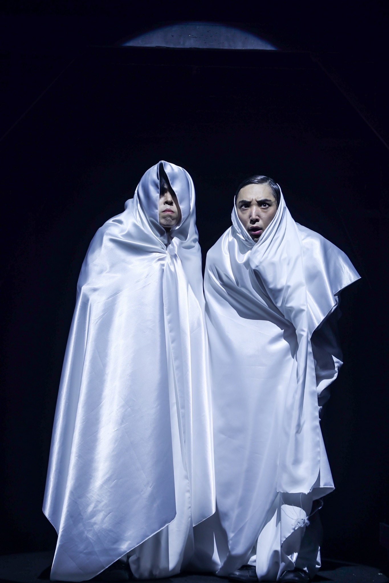 劇団壱劇屋 15th year FINAL「Ｗ／Ｅ」 壱劇屋大阪「DEATH WONDERLAND」より。（撮影：河西沙織）