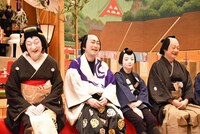 左から中村時蔵、坂東彦三郎、坂東亀三郎、河原崎権十郎。