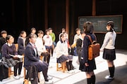 平田オリザが30年ぶり演出「転校生」開幕、但馬の中高生と作れたことを「誇りに思います」