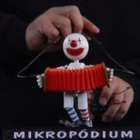MIKROPODIUMの過去の公演より。