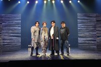 左から矢崎広、鈴木拡樹、井俣太良、毛利亘宏。