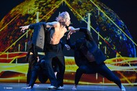 ポスト舞踏派 ダンス公演「魔笛」より。（photo by bozzo）