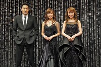 左から大谷亮平、新妻聖子、May J.。