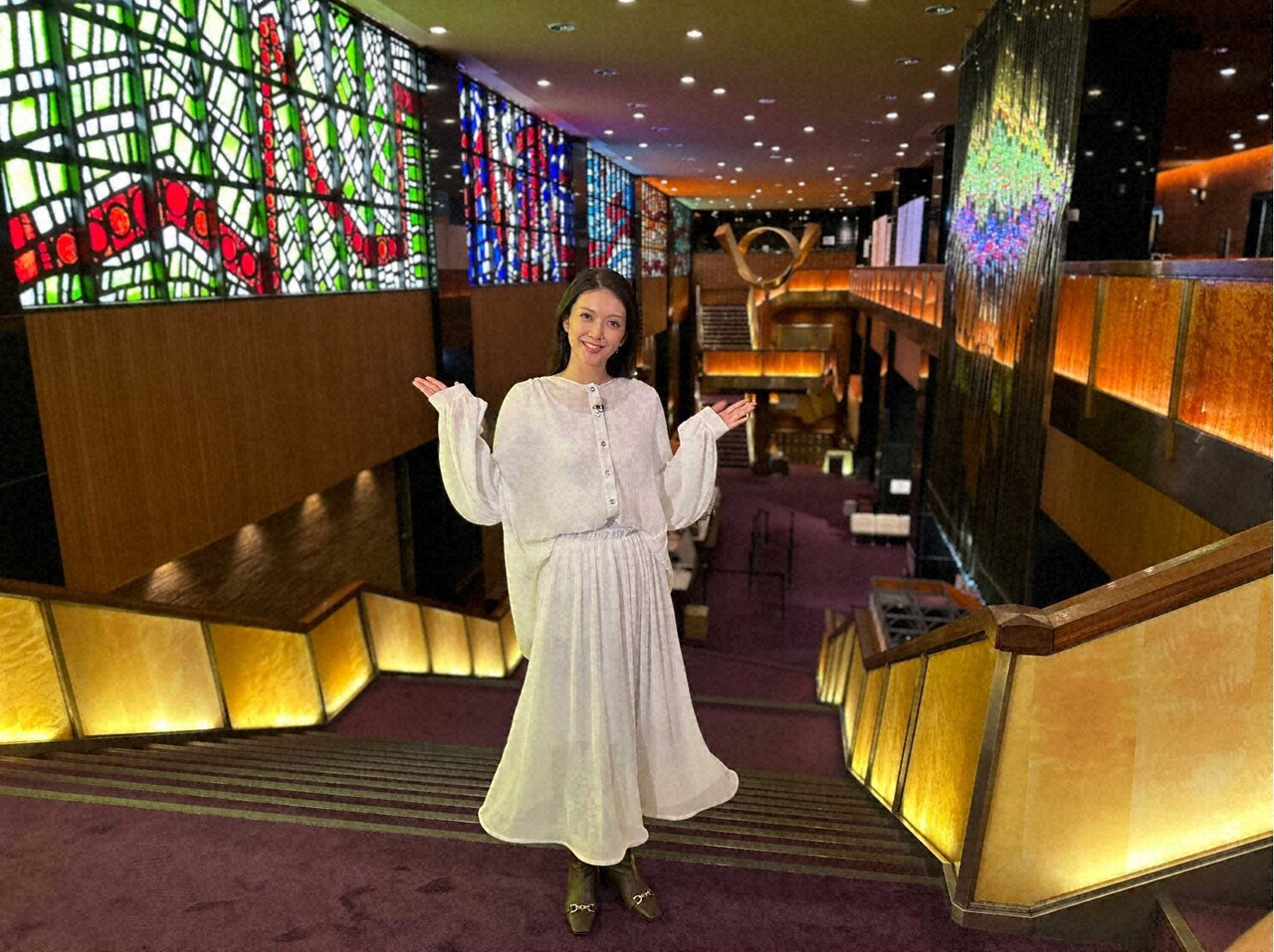 「新美の巨人たち」が帝国劇場の“知られざる建築美”に迫る、鹿賀丈史も登場