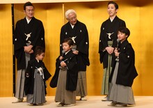 将来の夢を「プロ野球選手」と答えた小川大晴（前列右）。