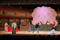 「Night KABUKI in Osaka Dotonbori」の「歌舞伎のみかた」より。