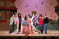 「Night KABUKI in Osaka Dotonbori」の「歌舞伎のみかた」より。