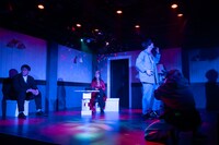 コンプソンズ #12「岸辺のベストアルバム!!」より。（撮影：塚田史香）