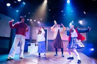 コンプソンズ #12「岸辺のベストアルバム!!」より。（撮影：塚田史香）