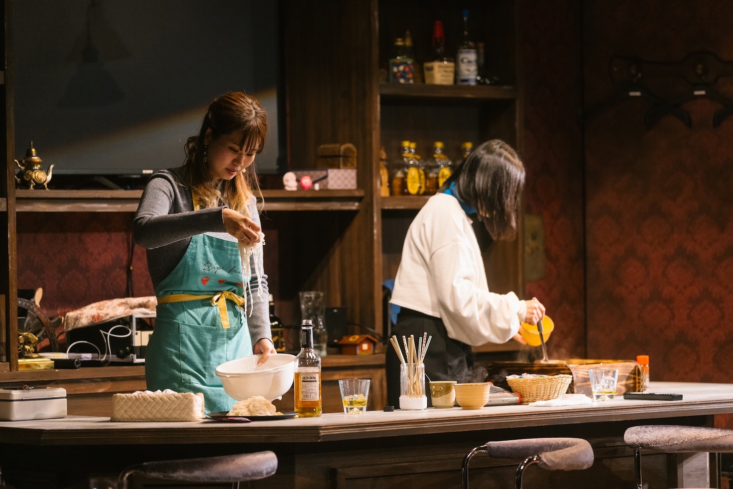 AUBADE HALL Produce タニノクロウ×オール富山 3rd Stage「ニューマドンナ」より。（撮影：空耳カメラ）