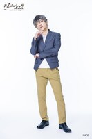 小林竜之扮する八木尾卓也。