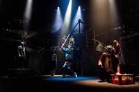 舞台「ロッカールームに眠る僕の知らない戦争」より。(c)ロカ僕委員会