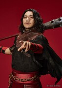 韓当を演じる郷本直也のビジュアル。