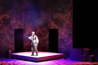 劇団かもめんたる 第13回公演「ゾンビいまさら」より。