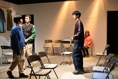 演劇でしか体験できない想像力を携えた2本、譜面絵画の新作公演幕開け
