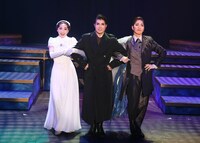 OSK日本歌劇団 ジャズミュージカル「大阪ラプソディ」より。