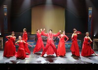 OSK日本歌劇団 ジャズミュージカル「大阪ラプソディ」より。