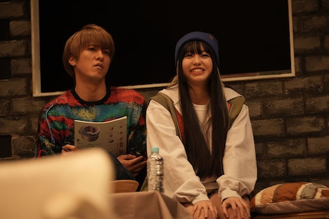 「笑わせんな」より。（撮影：堀川高志）