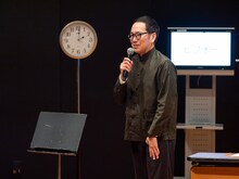 松井周の標本室×三重県文化会館「なりかわり標本会議」試演会の様子。（撮影：松原豊）