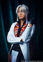 川上将大扮するミヤジ・オルディア。