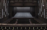 SkyシアターMBSの劇場内2階からの様子。