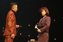 兵庫県立ピッコロ劇団 第78回公演 ピッコロシアタープロデュース「ロボット-RUR-」より。（撮影：堀川高志 / kutowans studio）