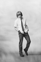 山崎晶吾扮する平子真子。