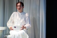 カリンカ vol.4「エアスイミング」より。（撮影：保坂萌）