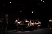 市民と創造する演劇「地を渡る舟-1945／アチック・ミューゼアムと記述者たち-」より。