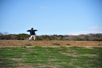 ヌトミック×2.5 architects「しらふの地先へ」野外劇より。（Photo:Fumika Morito）