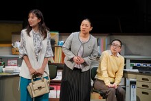 山田ジャパン 2024年3月公演「愛称→蔑称」より。（Photo by Wataru Yoshida）