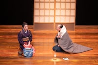 オペラシアターこんにゃく座 オペラ「神々の国の首都」より。（撮影：長澤直子）