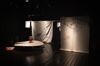 「赤と黄色の夢」より。（撮影：志賀耕太）