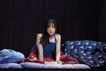 舞台「千と千尋の神隠しSpirited Away」より、橋本環奈演じる千尋。