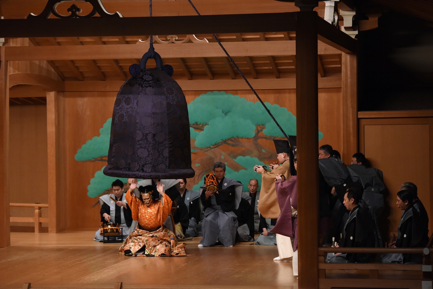 能「道成寺」より。