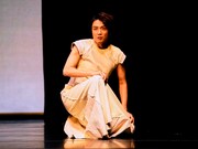 「メディア / イアソン」より。（撮影：細野晋司）