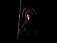 「メディア / イアソン」より。（撮影：細野晋司）