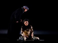 「メディア / イアソン」より。（撮影：細野晋司）