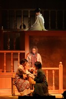 「Musical『HOPE』 THE UNREAD BOOK AND LIFE」より。（撮影：岩田えり）