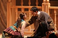 「Musical『HOPE』 THE UNREAD BOOK AND LIFE」より。（撮影：岩田えり）