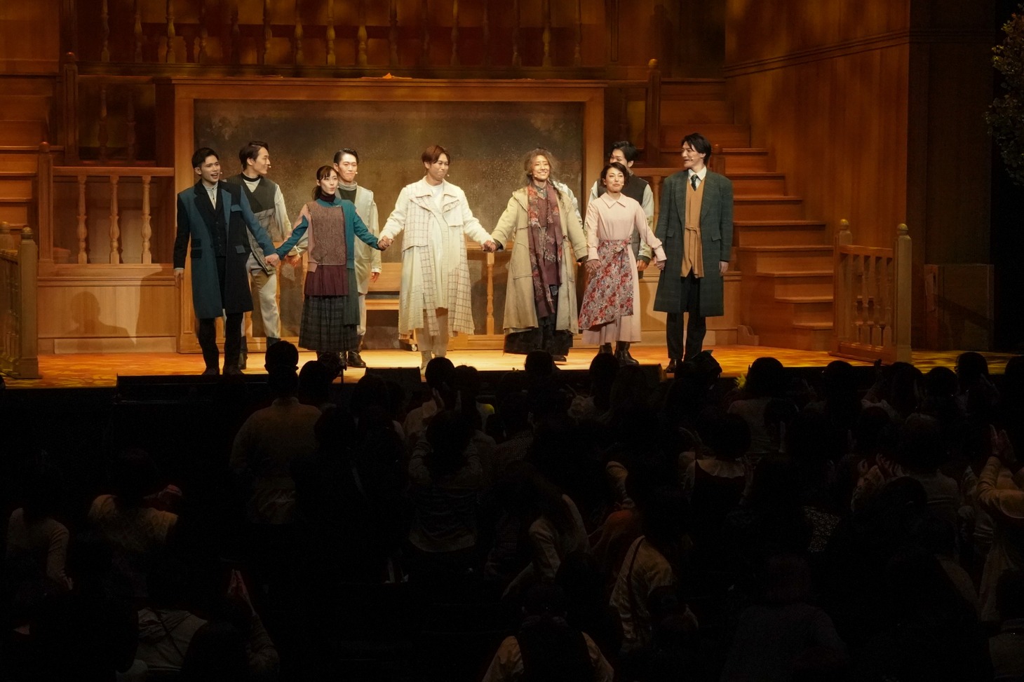 「Musical『HOPE』 THE UNREAD BOOK AND LIFE」より。（撮影：岩田えり）