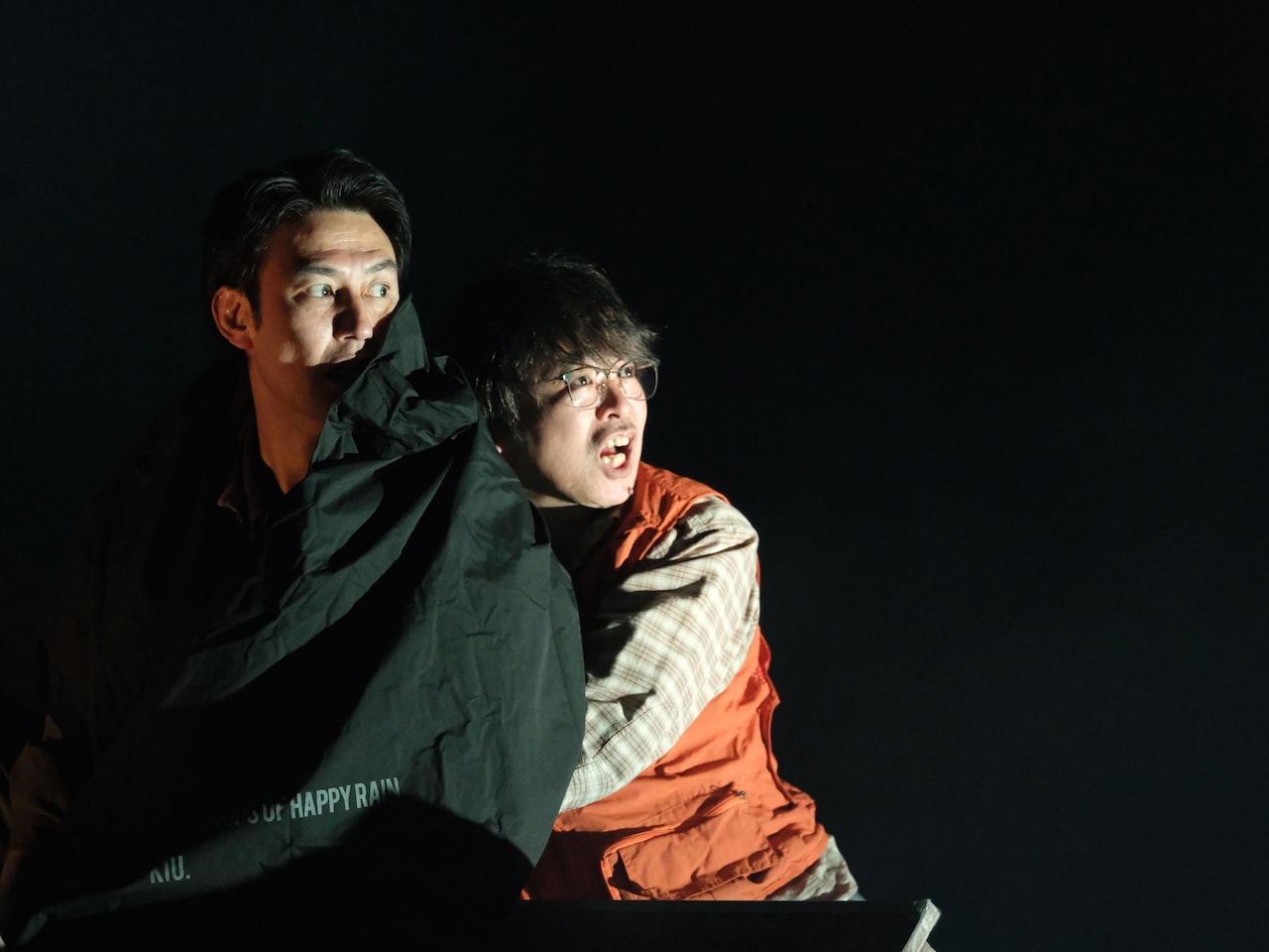 演劇に改めて感謝したい、塚原大助・佐藤達の二人芝居「ソラニテ」開幕